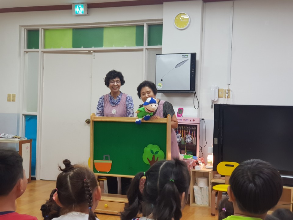 포항시 남구 오천제일유치원 자원봉사자 막대인형극 교육 참관